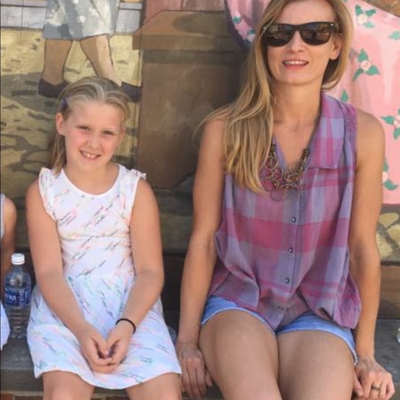 Size 0 Anthropologie top - Picture 3 of 3